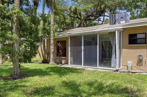 5063 Village Gardens Drive Sarasota FL 34234