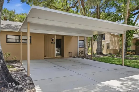 5063 Village Gardens Drive Sarasota FL 34234