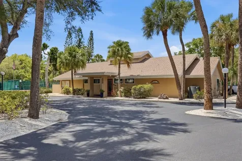 5063 Village Gardens Drive Sarasota FL 34234