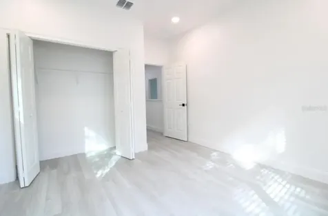 1320 Noble Place Orlando FL 32801