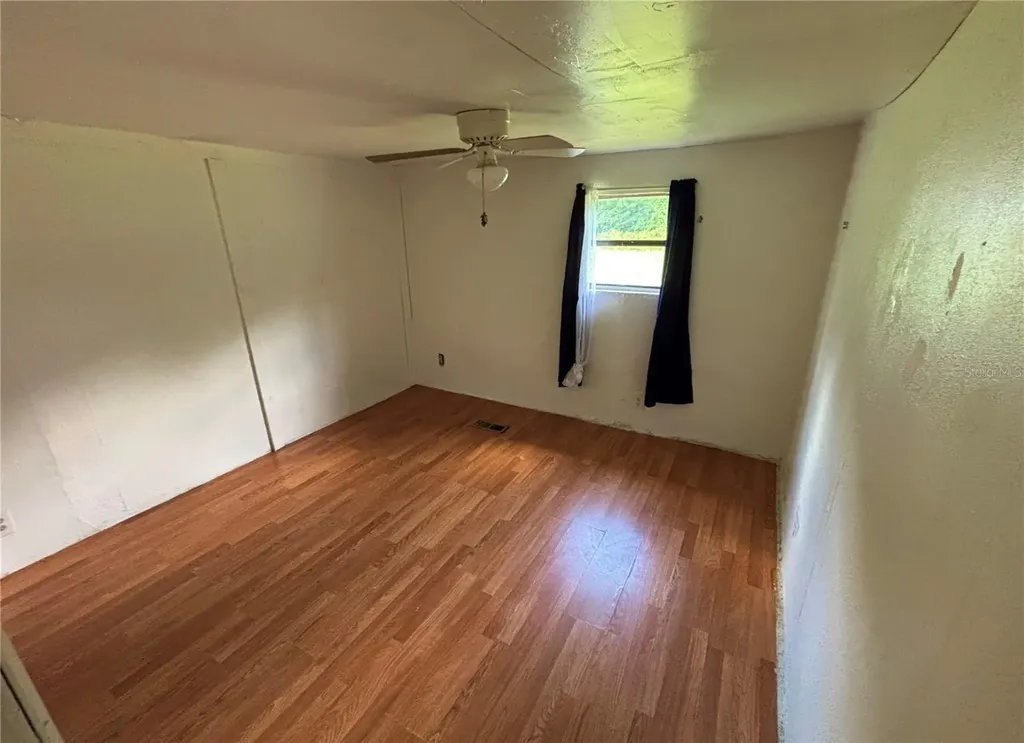 18274 SE 22nd Place Silver Springs FL 34488