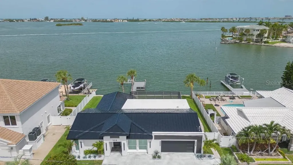 306 Buttonwood Lane Largo FL 33770
