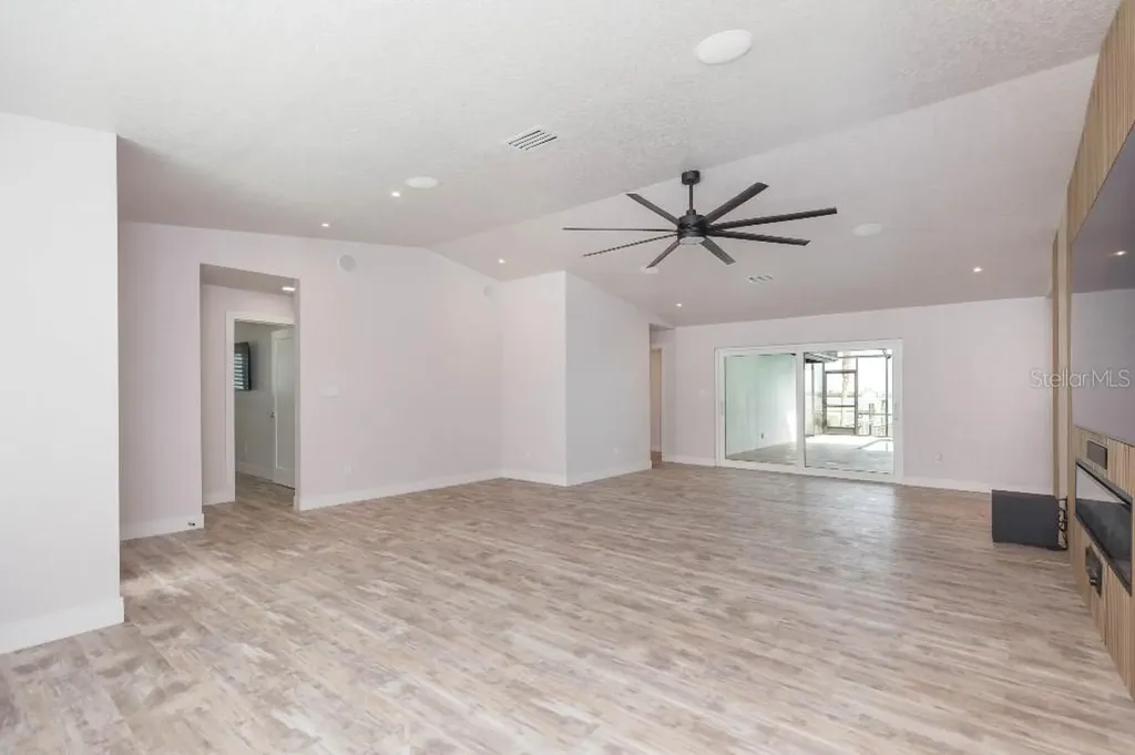 306 Buttonwood Lane Largo FL 33770