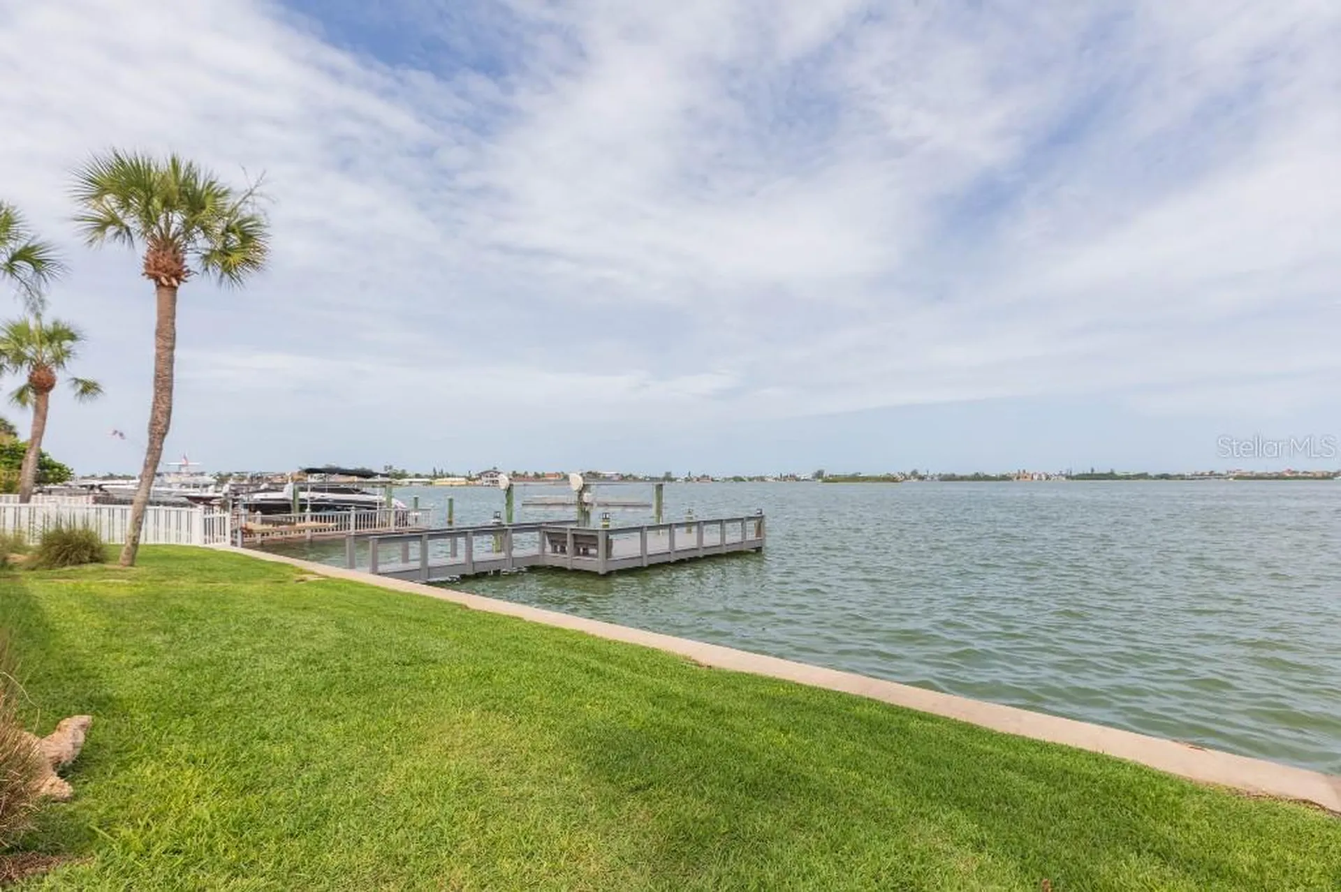 306 Buttonwood Lane Largo FL 33770