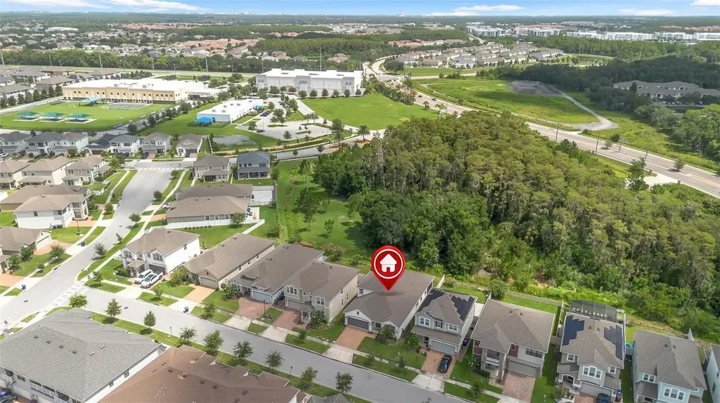 2285 Centerra Loop Kissimmee FL 34741