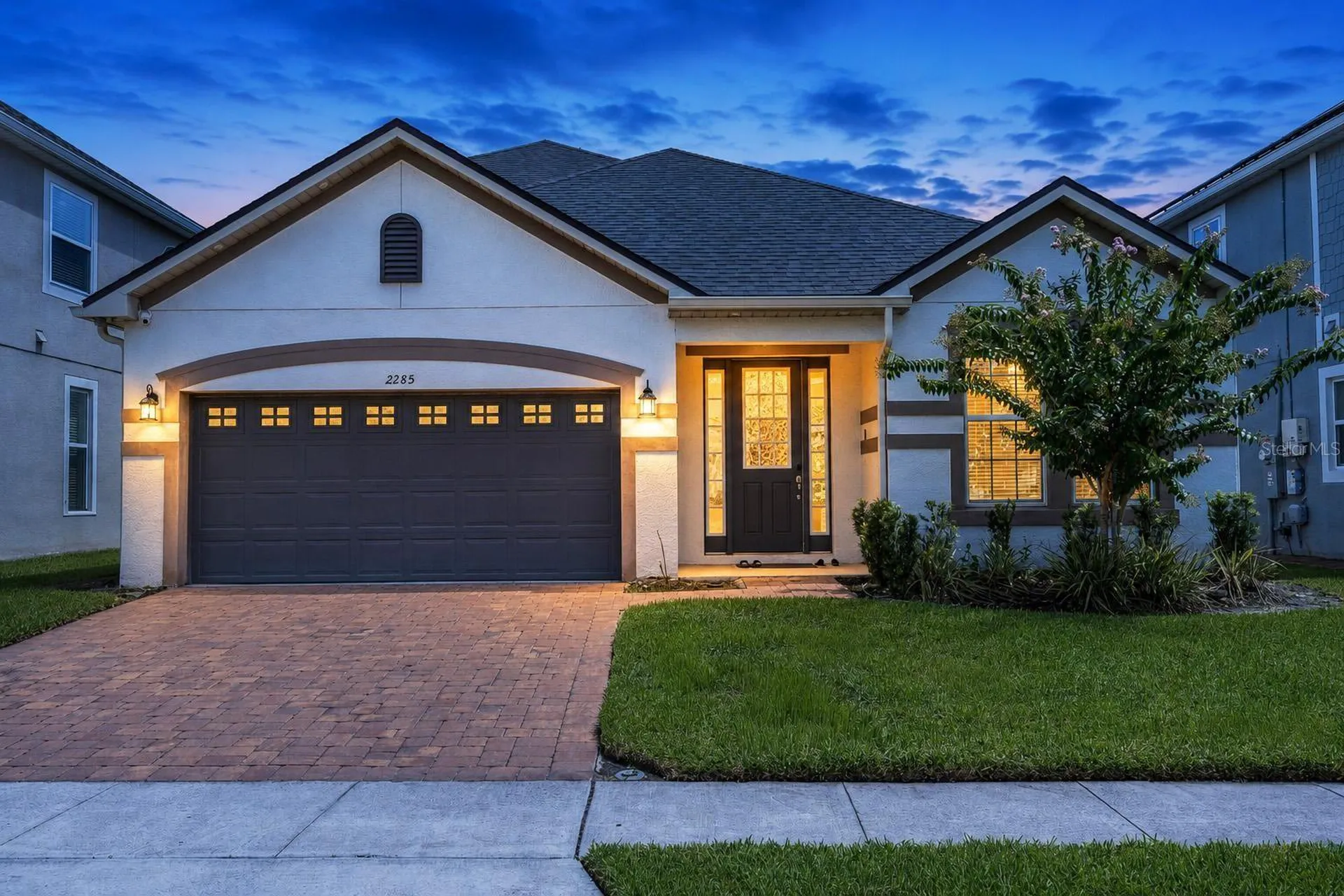 2285 Centerra Loop Kissimmee FL 34741