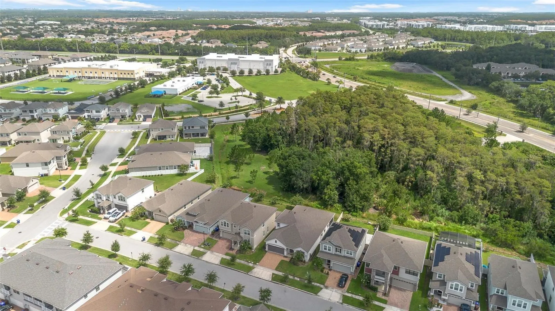 2285 Centerra Loop Kissimmee FL 34741