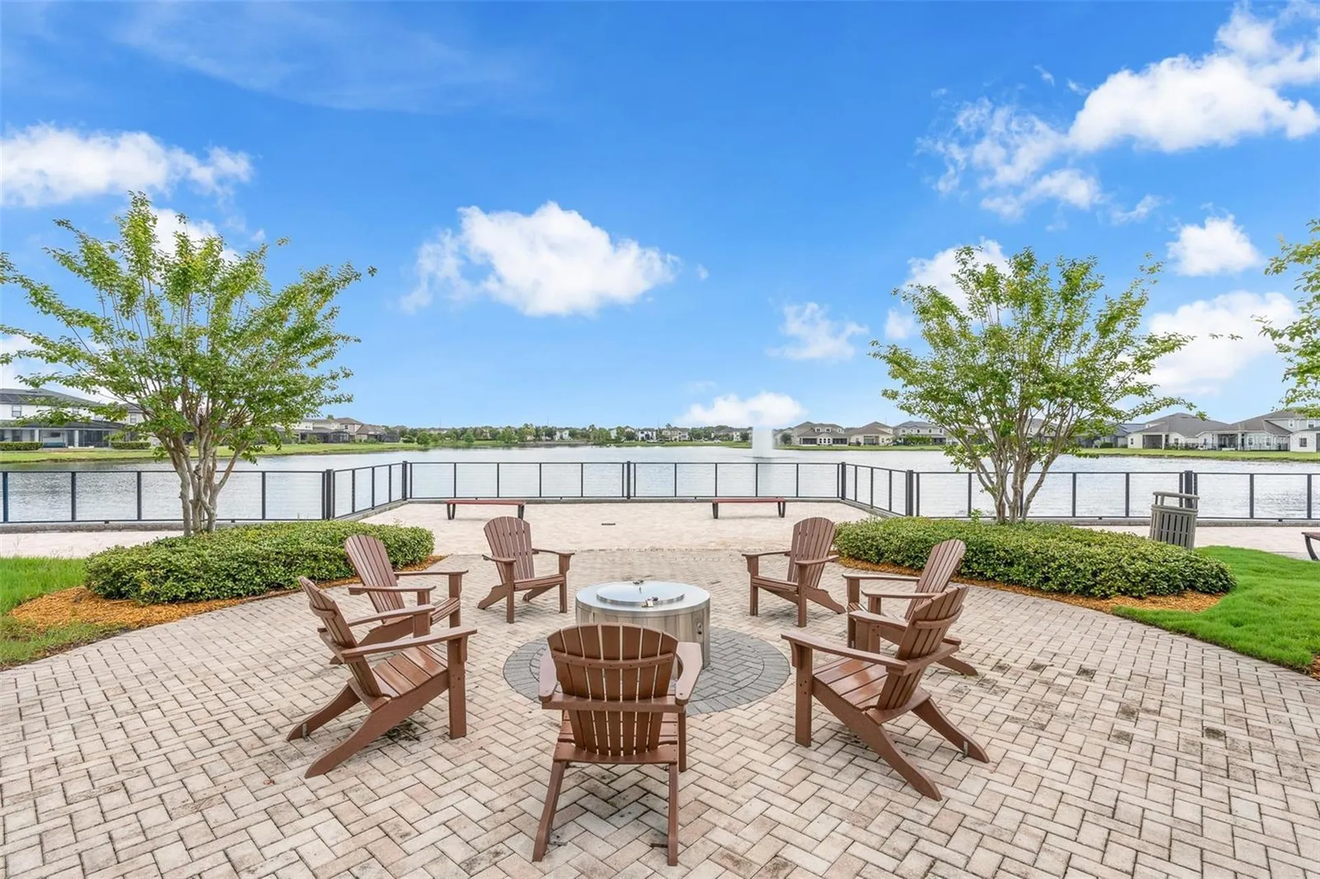 2285 Centerra Loop Kissimmee FL 34741
