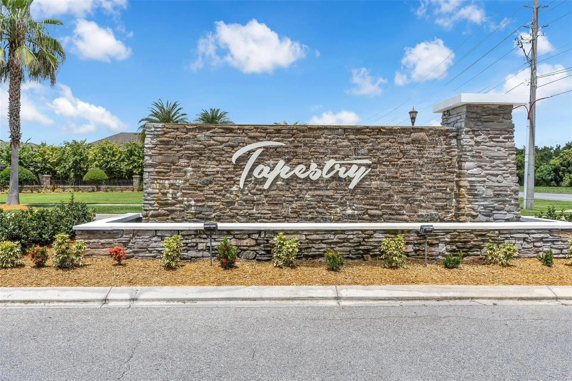 2285 Centerra Loop Kissimmee FL 34741
