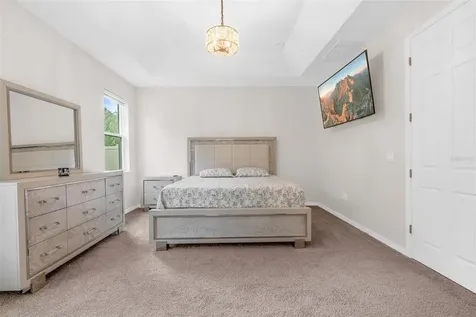 2285 Centerra Loop Kissimmee FL 34741