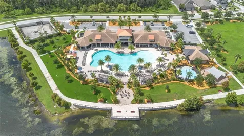 2285 Centerra Loop Kissimmee FL 34741