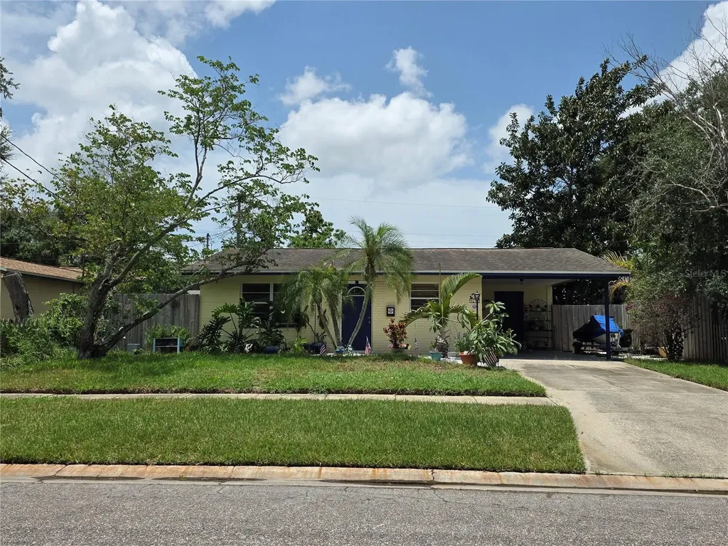 9272 51st Street N Pinellas Park FL 33782