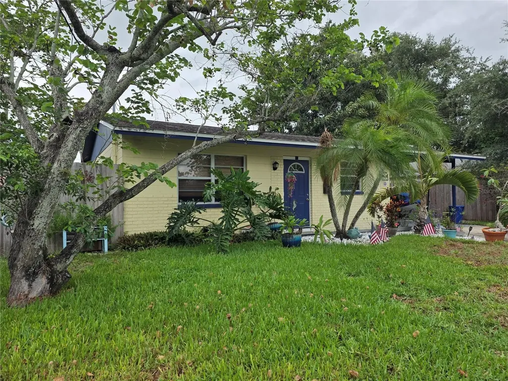 9272 51st Street N Pinellas Park FL 33782