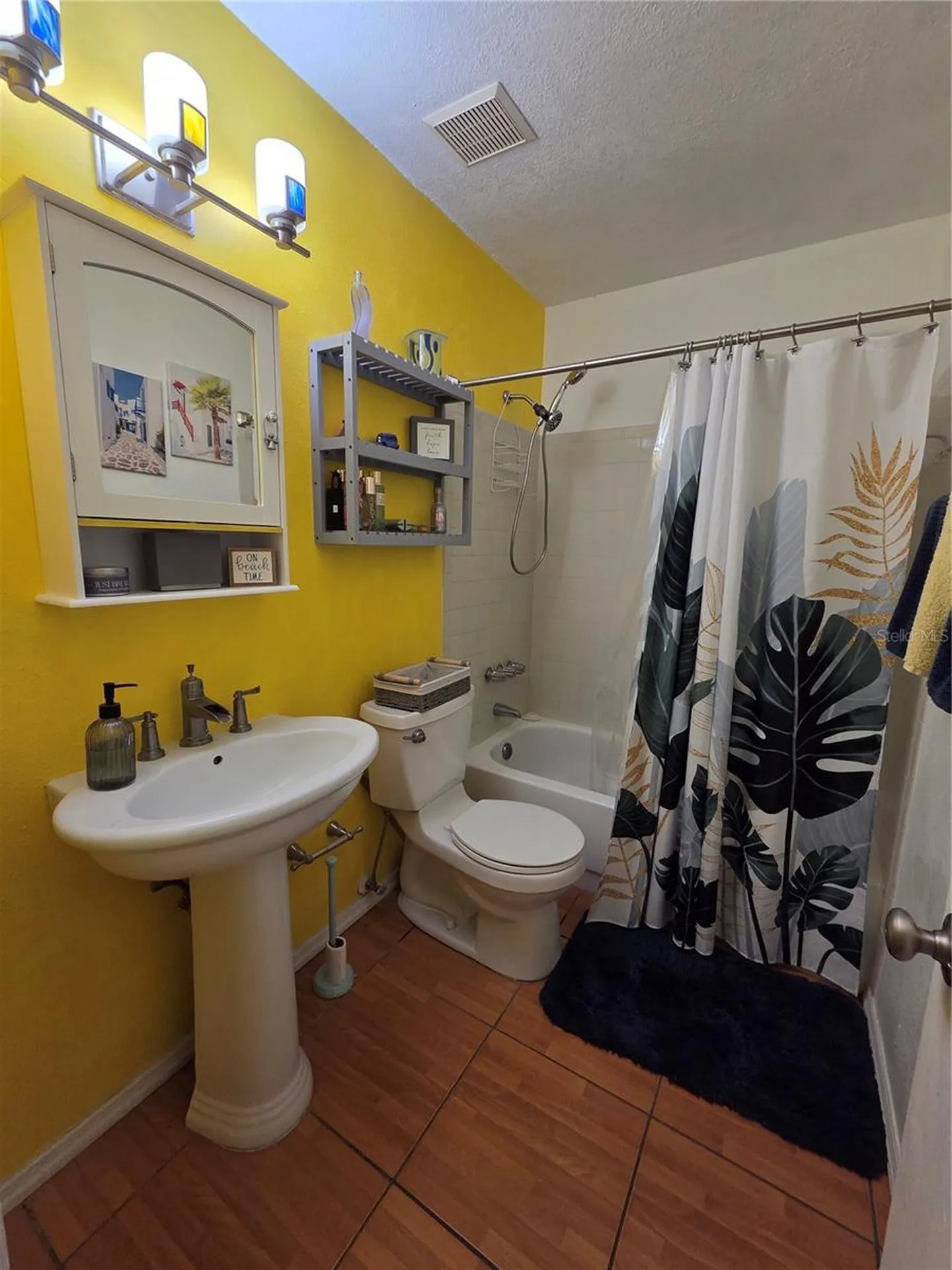 9272 51st Street N Pinellas Park FL 33782