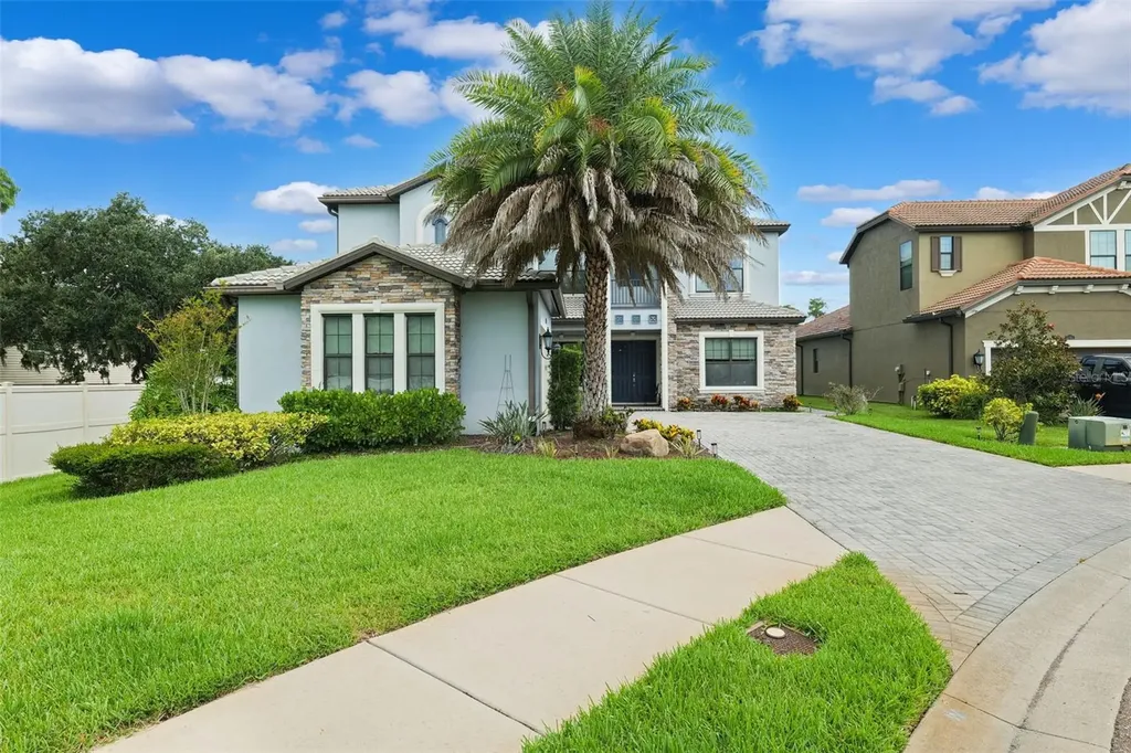 5167 Lakecastle Drive Tampa FL 33624