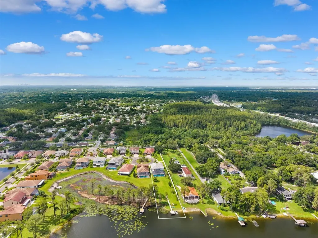 5167 Lakecastle Drive Tampa FL 33624