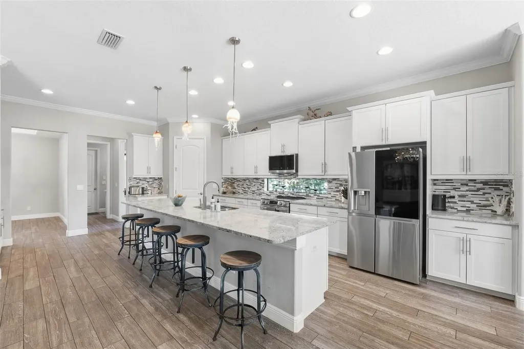 5167 Lakecastle Drive Tampa FL 33624