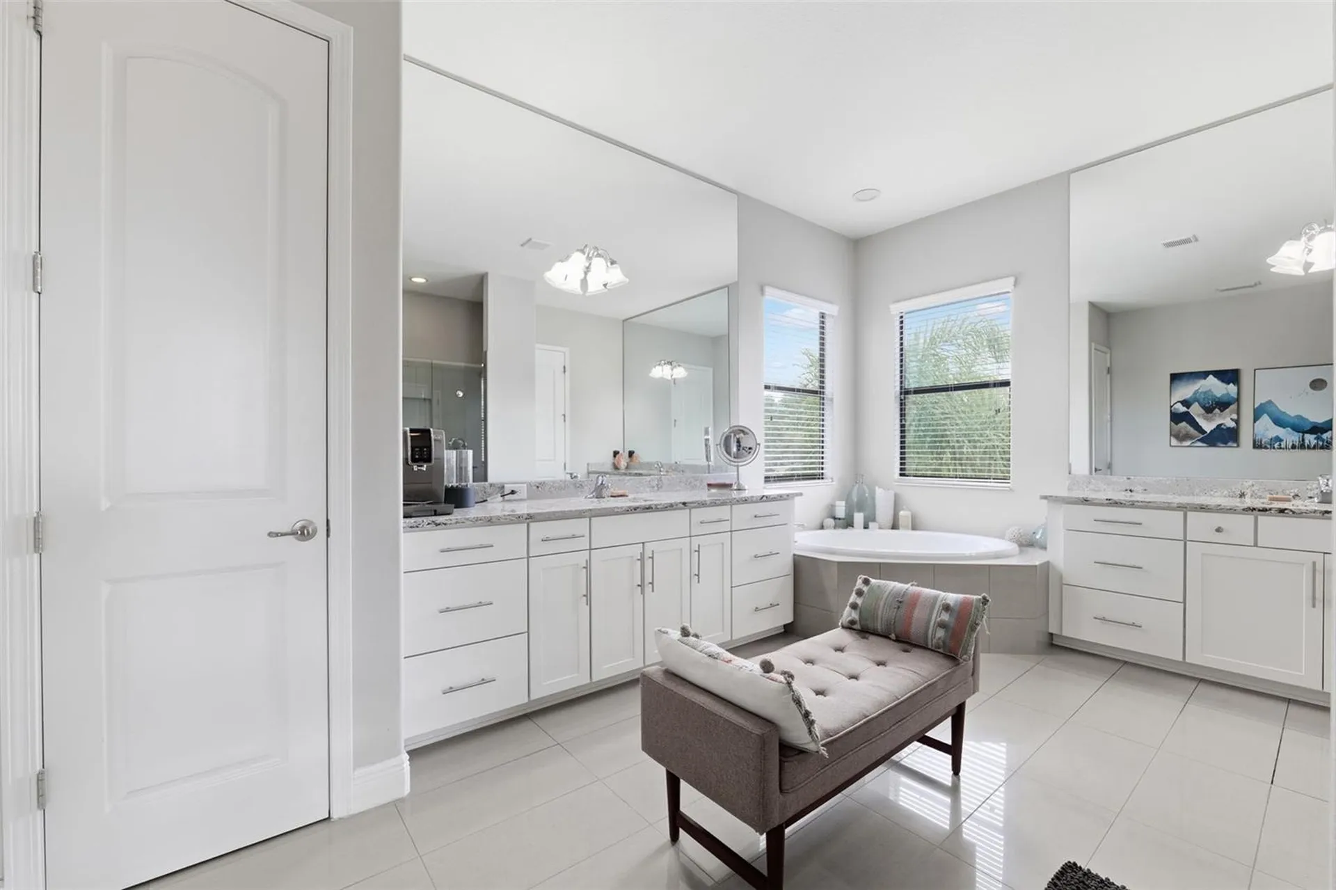 5167 Lakecastle Drive Tampa FL 33624