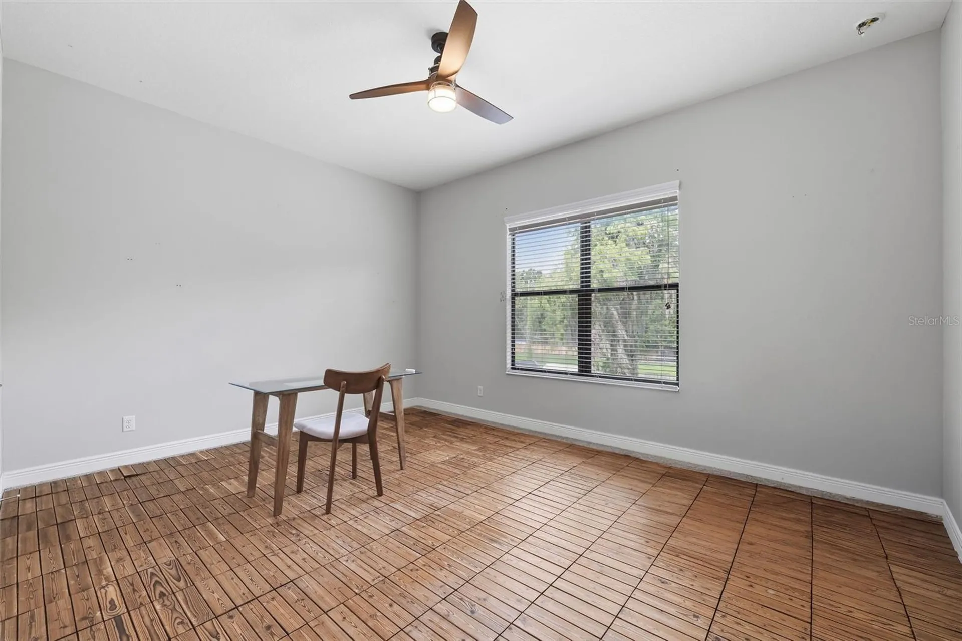 5167 Lakecastle Drive Tampa FL 33624