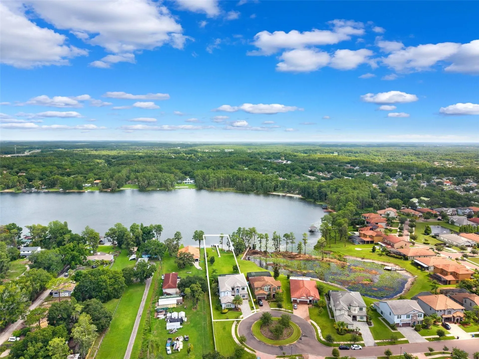 5167 Lakecastle Drive Tampa FL 33624