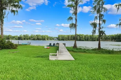 5167 Lakecastle Drive Tampa FL 33624