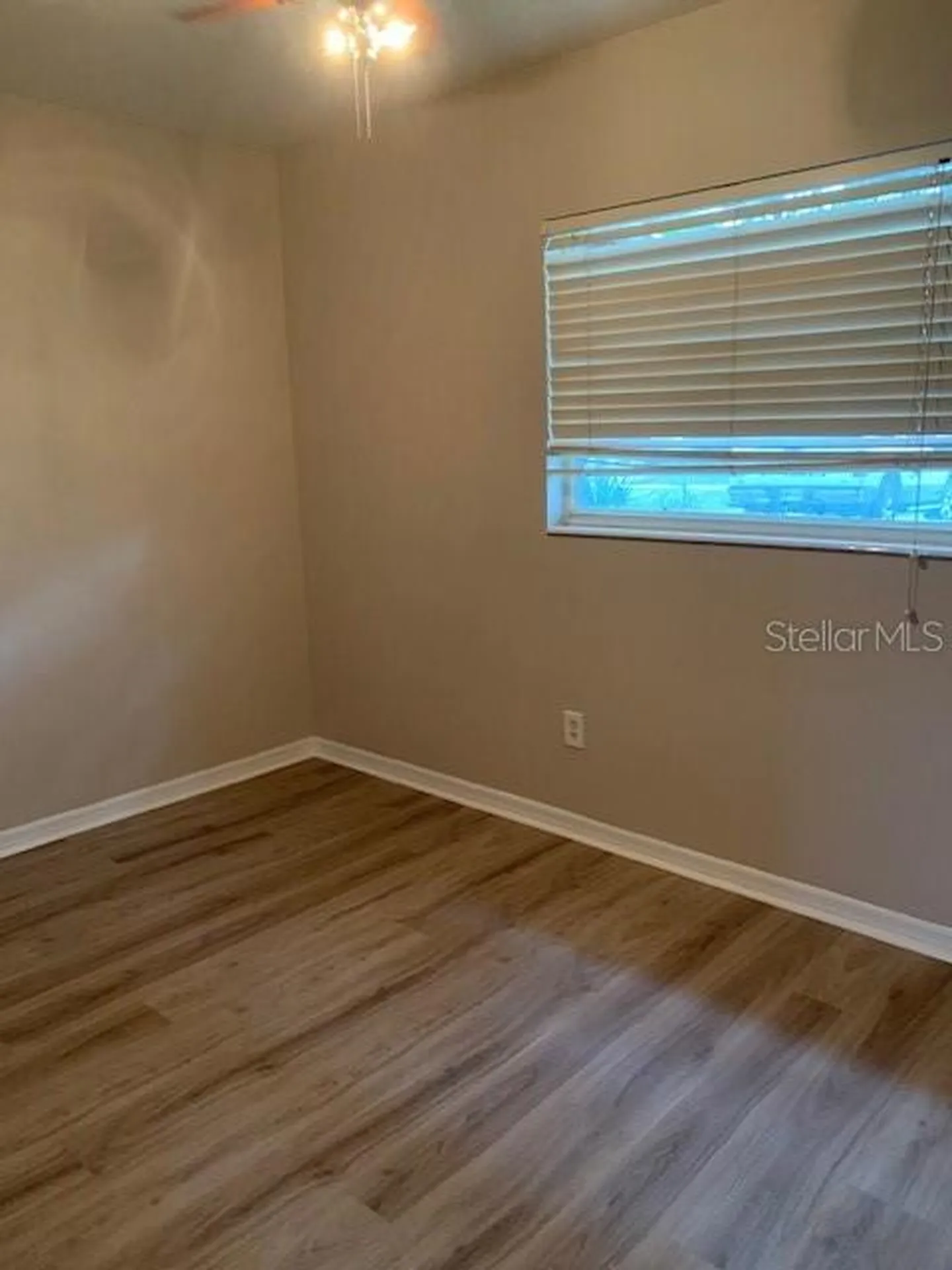 1940 64th Avenue N St Petersburg FL 33702
