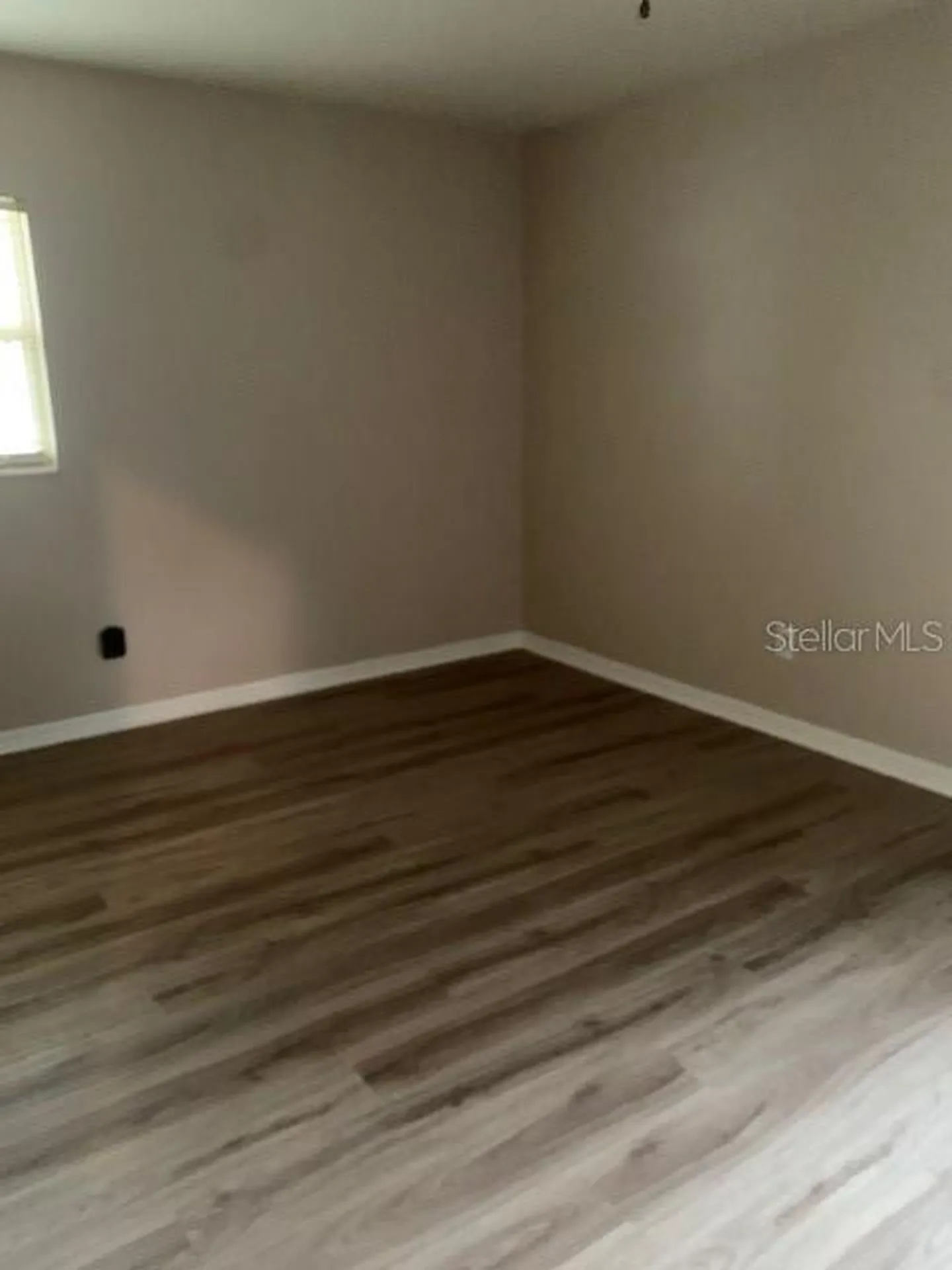 1940 64th Avenue N St Petersburg FL 33702
