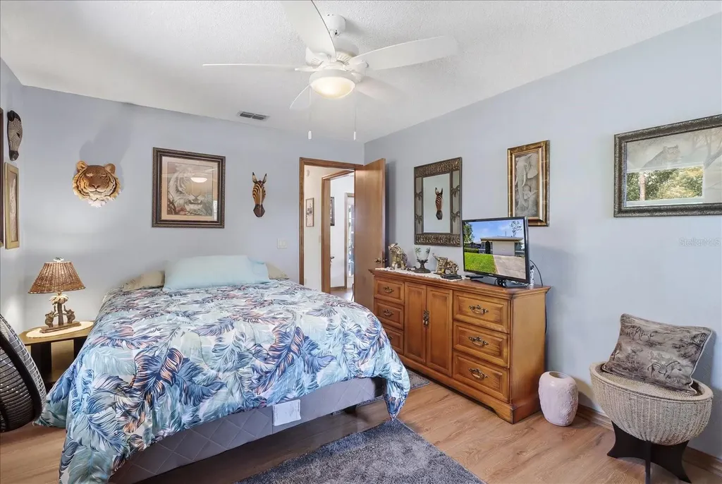 1900 W Alhambra Drive Citrus Springs FL 34434