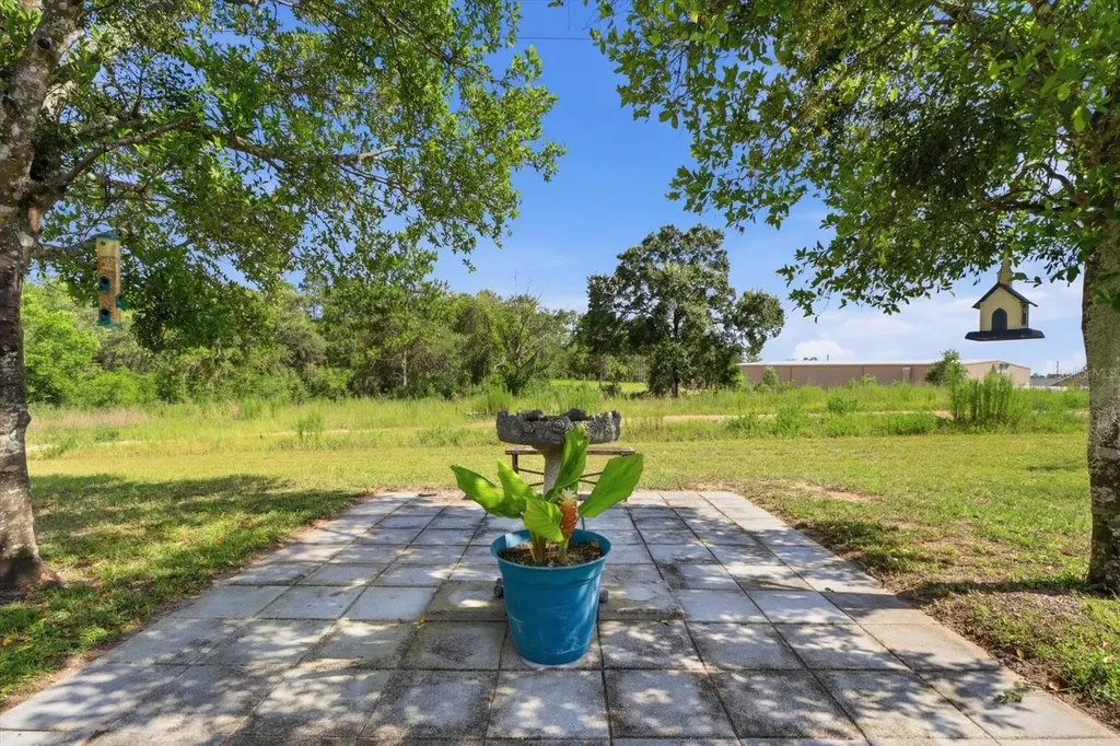1900 W Alhambra Drive Citrus Springs FL 34434