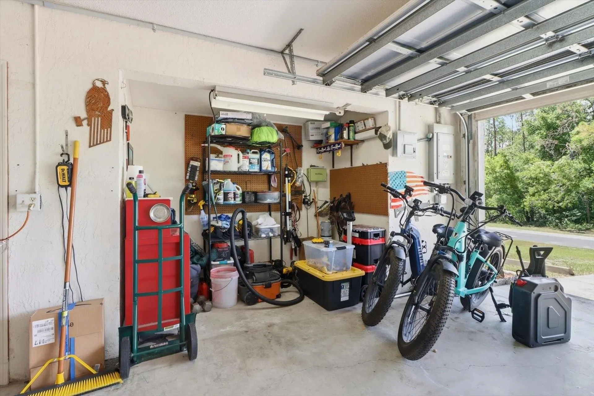 1900 W Alhambra Drive Citrus Springs FL 34434