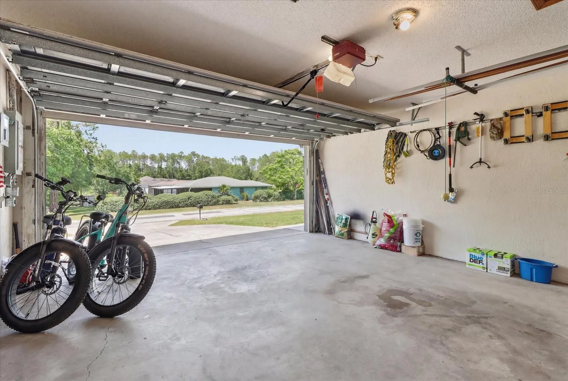 1900 W Alhambra Drive Citrus Springs FL 34434