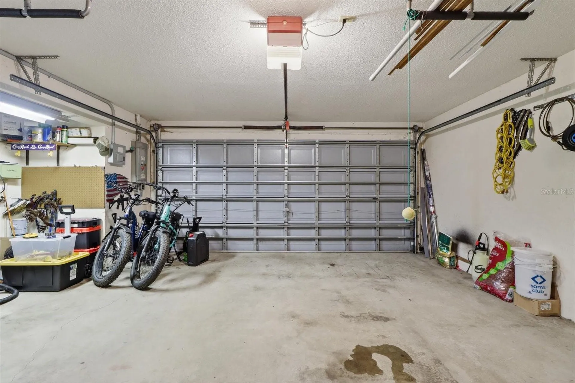 1900 W Alhambra Drive Citrus Springs FL 34434
