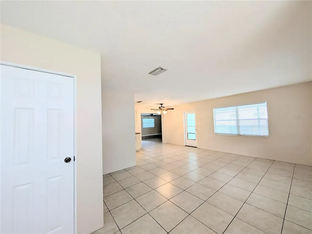 1708 Bayshore Gardens Parkway Bradenton FL 34207