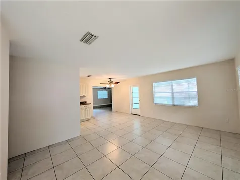 1708 Bayshore Gardens Parkway Bradenton FL 34207
