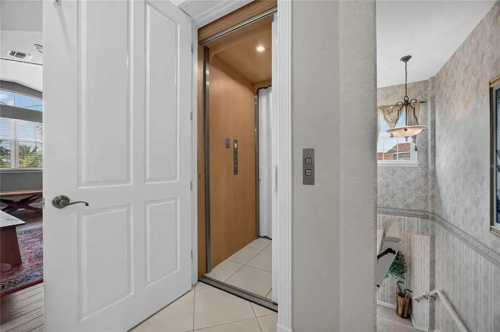 2590 Tarpon Cove Drive Punta Gorda FL 33950