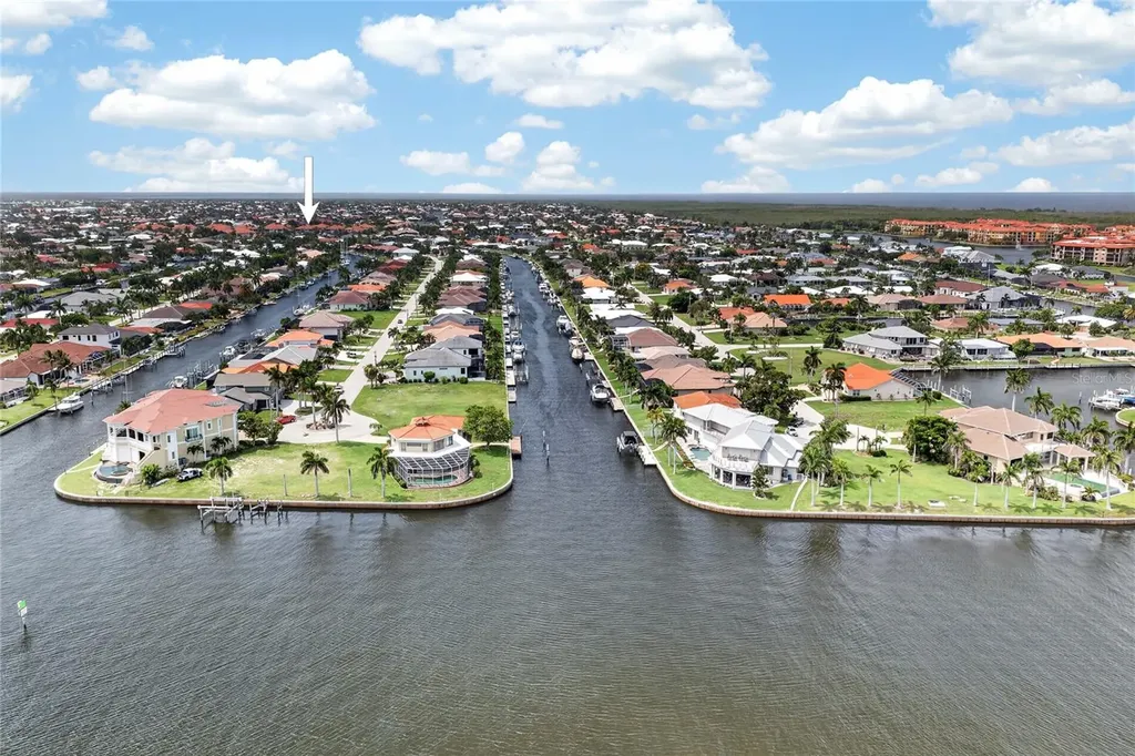 2590 Tarpon Cove Drive Punta Gorda FL 33950