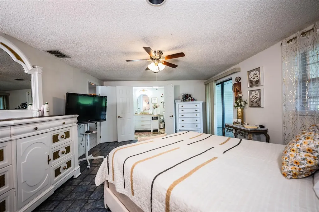 8505 N Campbell Road Lakeland FL 33810