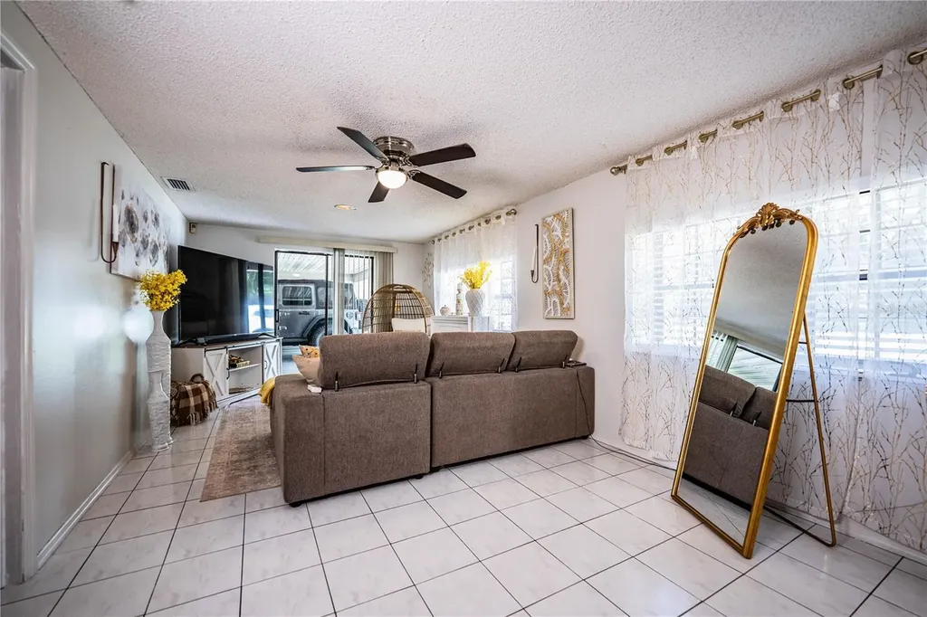8505 N Campbell Road Lakeland FL 33810