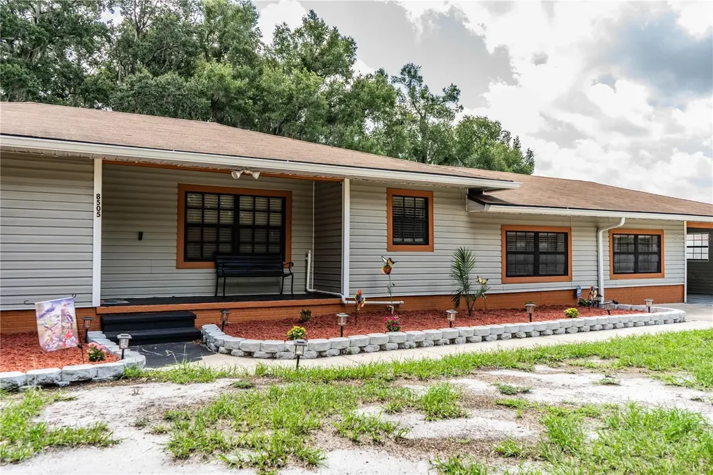 8505 N Campbell Road Lakeland FL 33810