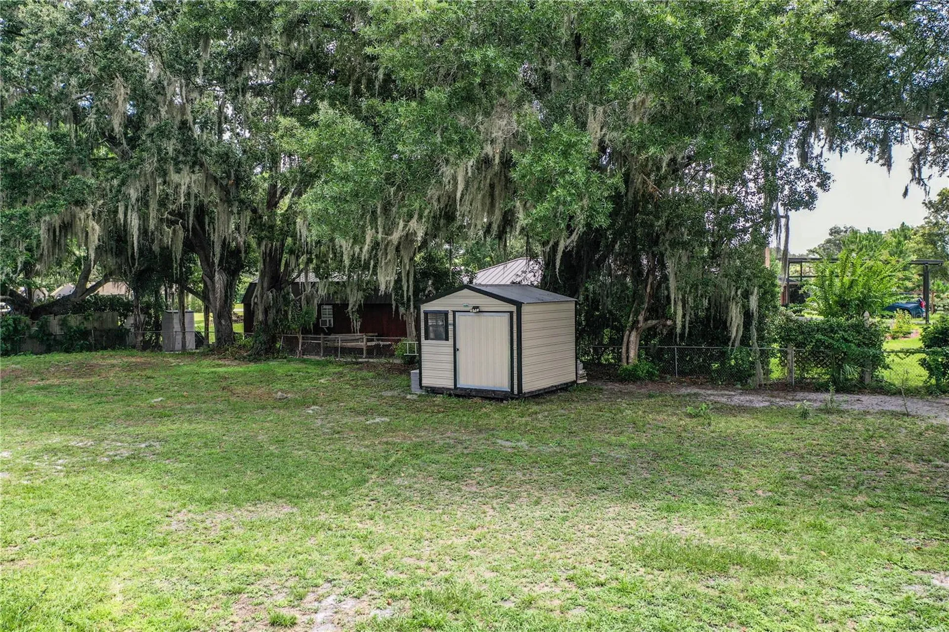 8505 N Campbell Road Lakeland FL 33810