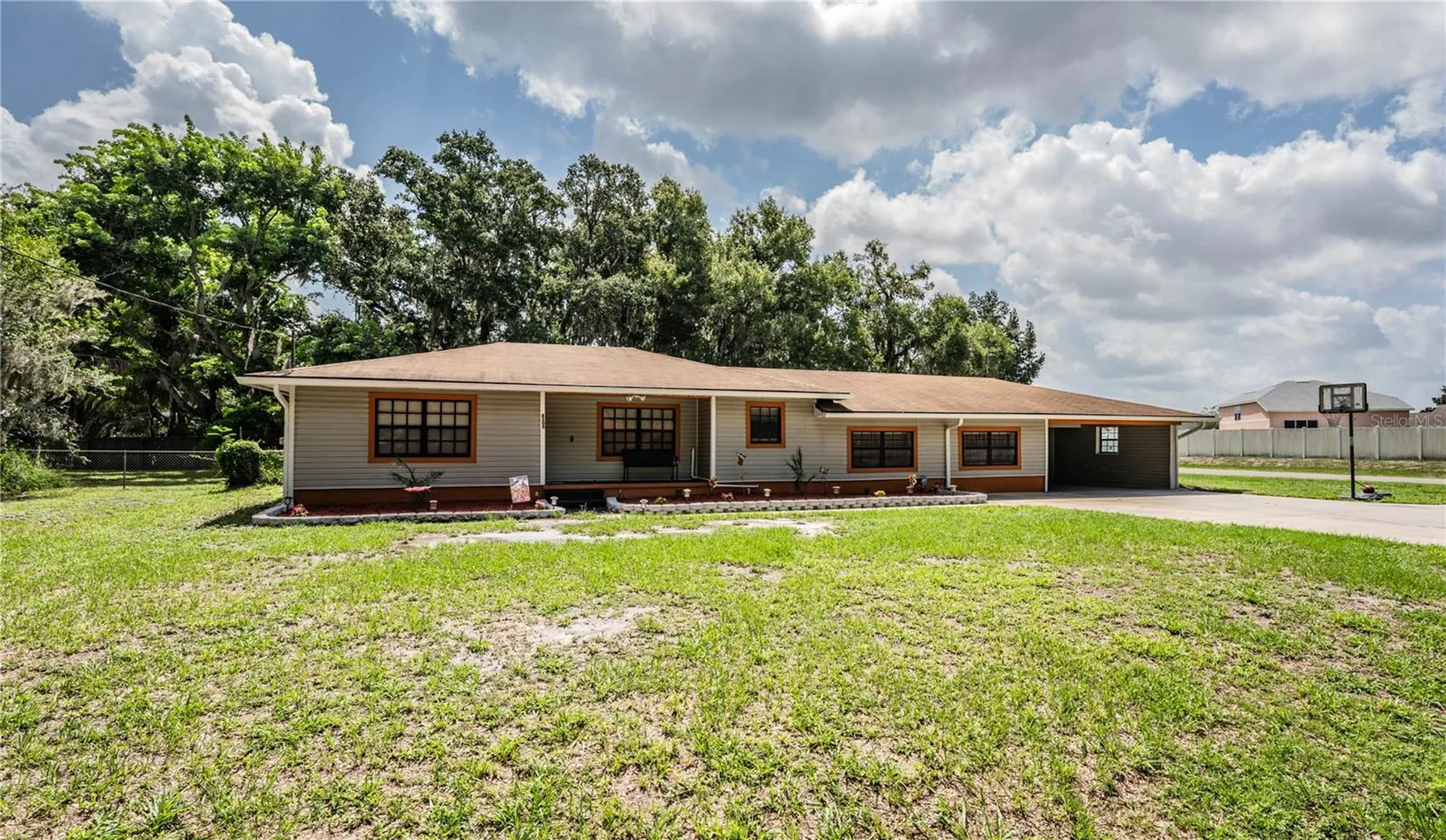 8505 N Campbell Road Lakeland FL 33810
