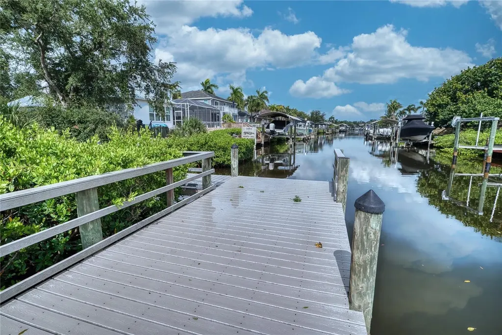 228 36th Street NE Bradenton FL 34208