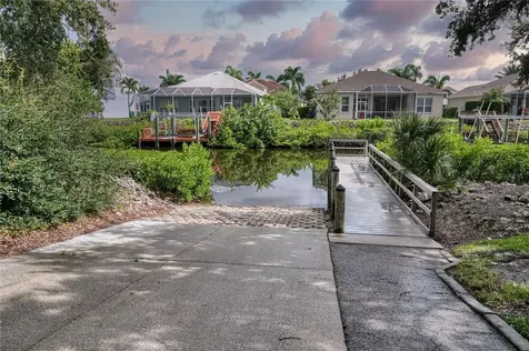 228 36th Street NE Bradenton FL 34208