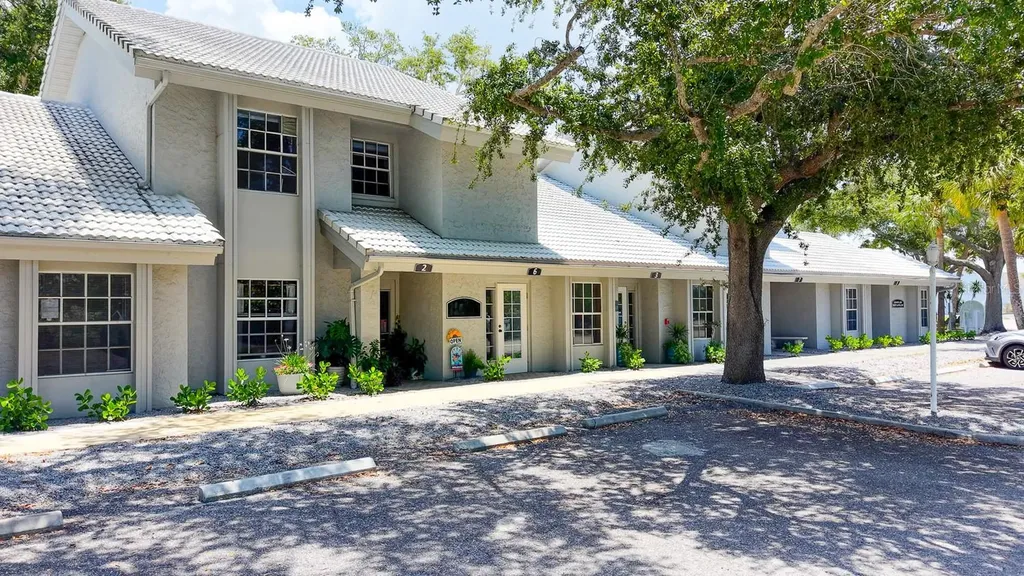 1515 Tamiami Trail S Venice FL 34285