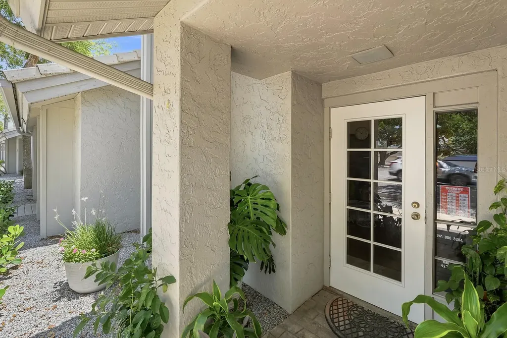 1515 Tamiami Trail S Venice FL 34285