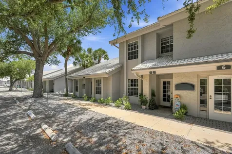 1515 Tamiami Trail S Venice FL 34285