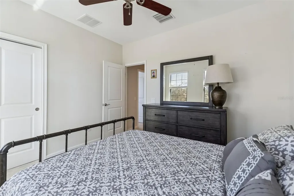 5714 Colony Glen Road Lithia FL 33547