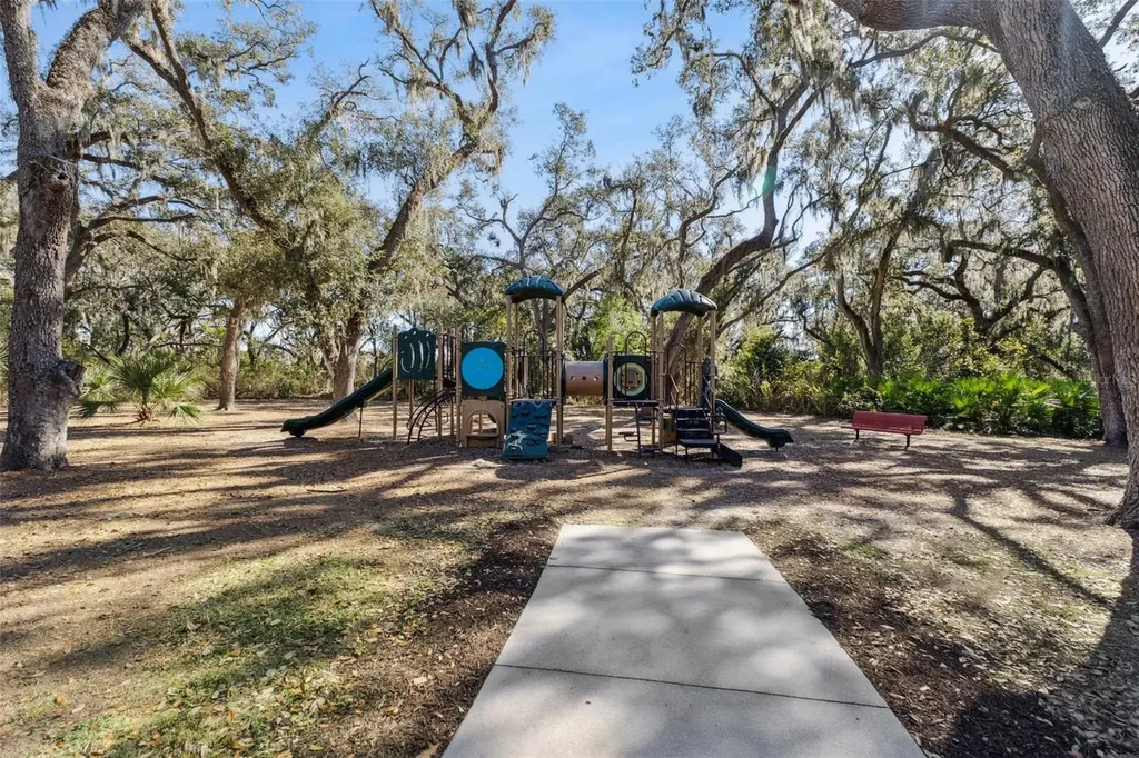5714 Colony Glen Road Lithia FL 33547