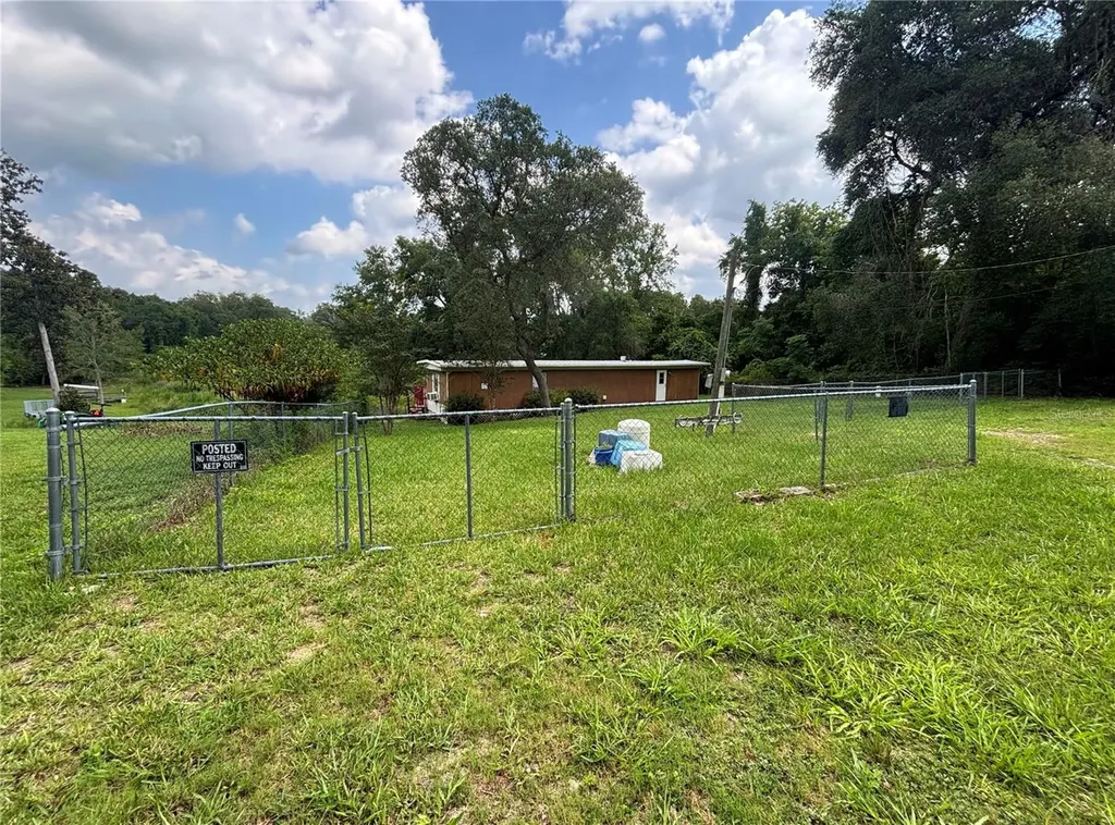 18225 SE 22nd Place Silver Springs FL 34488
