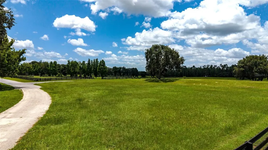 SE 159th Lane Summerfield FL 34491